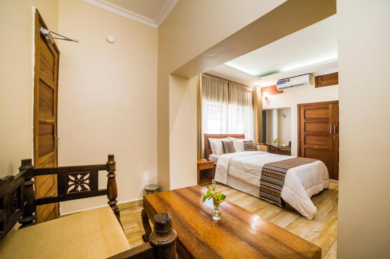 Maisara Deluxe Lodge